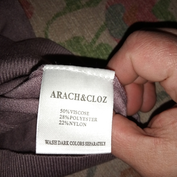 ARACH & CLOZ Lavender Knit Top - Picture 5 of 7